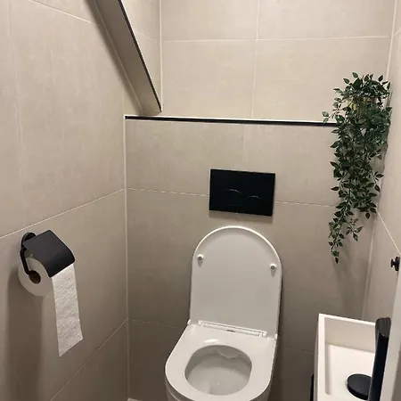 Natural 1 Bedroom 54m2 -ss177n- * Rotterdam